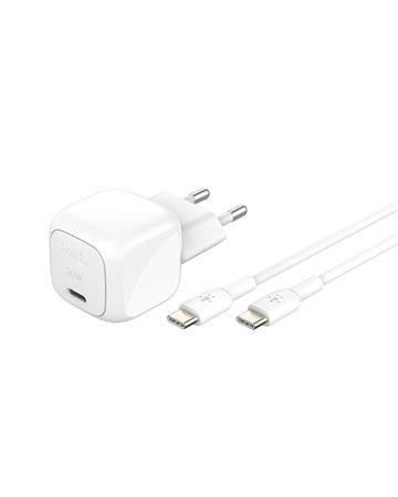 Belkin BOOST CHARGE™ 30W USB-C Power Delivery PPS nástěnná nabíječka + 1m USB-C na USB-C kabel, bílá