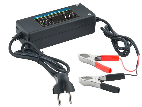 Avacom Nabíječka WILSTAR 12,8V/10A pro baterie LiFePO4