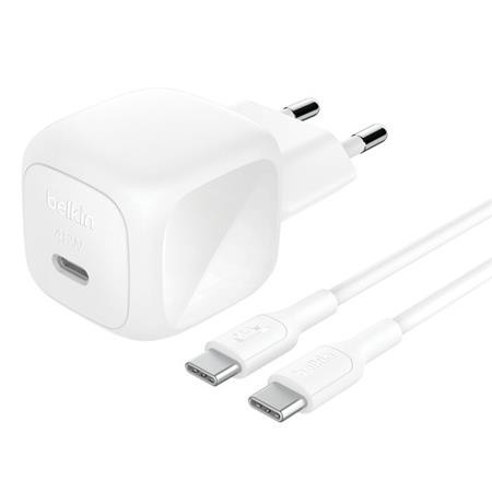 Belkin BOOST CHARGE™ 45W USB-C Power Delivery PPS nástěnná nabíječka + 1m USB-C na USB-C kabel, bílá