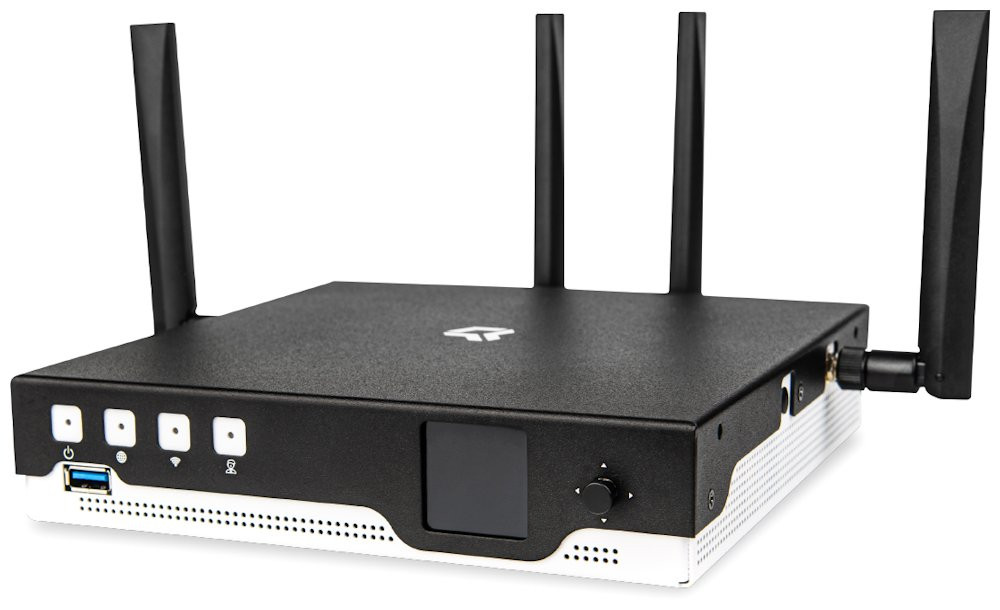 Turris Omnia NG, 4x 2,5 GbE, 1x WAN SFP+, USB 3.0, slot M.2, 2.4GHz Wi-Fi 6, 5GHz Wi-Fi 7