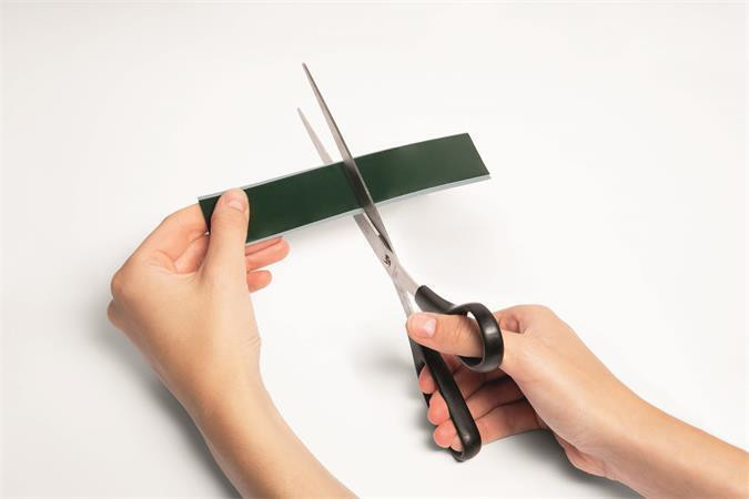 Kovová páska, bílá, 3,5 cm x 5 m, samolepicí, s 10 magnety, DURABLE 171702