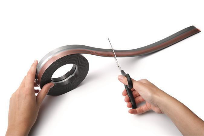Magnetická samolepicí páska "DURAFIX® ROLL", stříbrná, 5 m, DURABLE