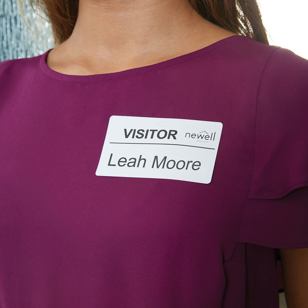 Dymo papírové štítky 89mm x 41mm, bílé, na jmenovky, snímatelné, 6 x 300 ks, 2234187, 6 rolí v balení, cena za balení