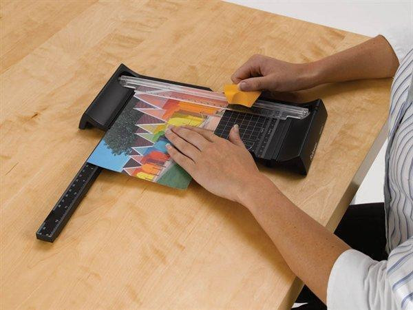 Kotoučová řezačka "Neutrino", A5, 5 listů, FELLOWES