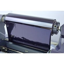 INTEC laminovací film na roli 320 mm x 300 m SPOTOVÝ černý lesklý 3"