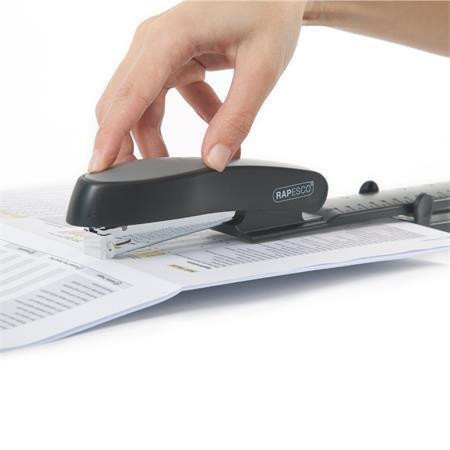 Sešívačka "Manta Ray", dlouhé rameno, 24/6, 26/6, 20 listů, černá, RAPESCO