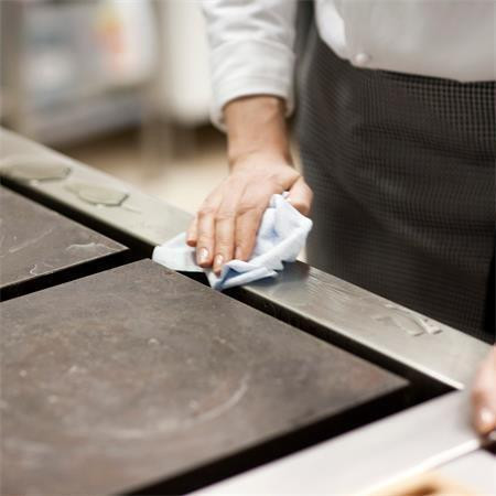 Čisticí utěrka do kuchyně, bílá, systém W4, 1 vrstva, skládaná, TORK 473179