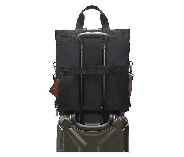Batoh na notebook 14", HP Convertible Laptop Backpack, černá z polyester, HP