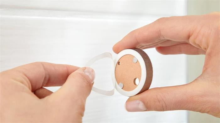 Držák na ručník dvouramenný "Smooz 40317", TESA