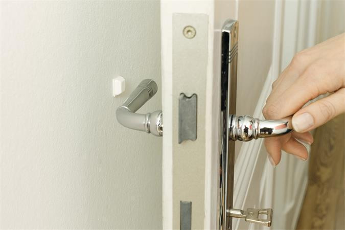 Ochranné nárazníky "Protect® 57899", bílá, 10 mm x 10 mm TESA