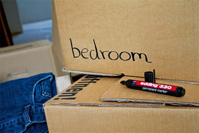 Permanentní popisovač "ED 330", zelená, 1-5mm, klínový hrot, EDDING