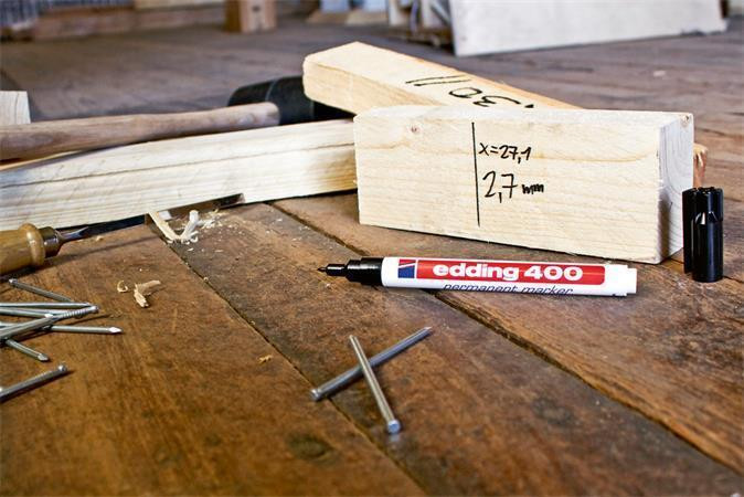 Permanentní popisovač "400", černá, 1mm, EDDING