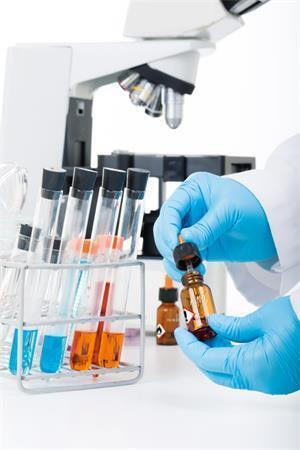 Lakový popisovač "780", červená, 0,8mm, EDDING