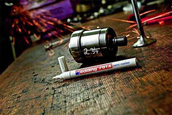 Lakový popisovač "791", stříbrná, 1-2mm, EDDING