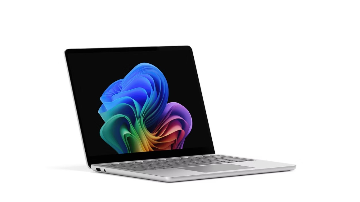 Microsoft Surface Laptop 13" (1. edice)/U5-325/13"/1920x1280/T/16GB/512GB/Intel int/W11P/Platinum/2R