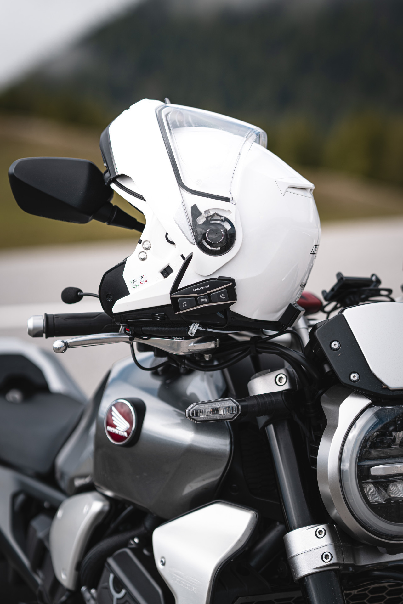 Interphone U-com 16 – Interkom na motorku