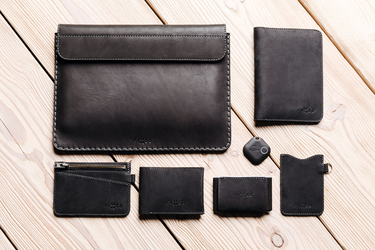 Kožená peněženka FIXED Tiny Wallet z pravé hovězí kůže, černá
