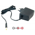 AVACOM Napájecí adaptér univerzální 12V 2,5A 30W konektor 5,5mm x 2,1mm plus pól uprostřed