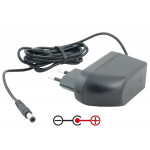 AVACOM Napájecí adaptér univerzální 5V 3A 15W konektor 5,5mm x 2,1mm plus pól uprostřed