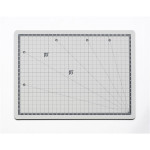 Podložka na řezání - 30 x 22 cm, s rastrem