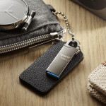Apacer USB flash disk, USB 3.0, 16GB, AH15A, stříbrný, AP16GAH15AA-1, USB A, s karabinkou, DOPRODEJ