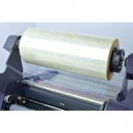 INTEC laminovací film na roli 320 mm x 300 m SPOTOVÝ čirý lesklý 3"