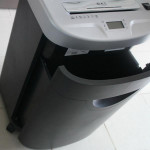 AT automatický skartovací stroj AT-20C s křížovým řezem