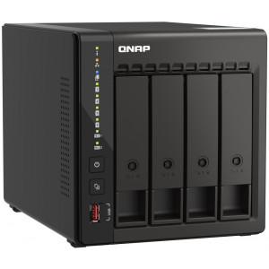 QNAP TS-453E-8G   4x SATA, 8GB RAM, 2x M.2 NVMe slot, 2x HDMI 4K, 2x 2,5GbE, 4x USB