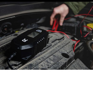 Green Cell nabíječka pro akumulátory 6V / 12V (4A) s funkcí inteligentní diagnostiky