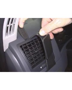 Brodit ProClip montážní konzole pro VW Multivan 03-15, vlevo