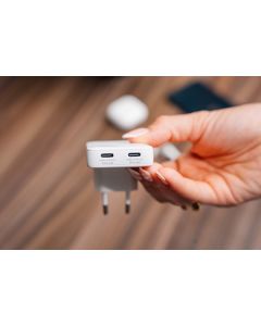 Nabíječka Essentials Slim, GaN nabíječka do sítě USB-C1 PD 3.0 , USB-C2 PD 3.0, bílá, 65W