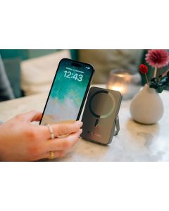Verbatim, power banka s bezdrátovým nabíjením, 5V, nabíjení telefonu, 32268, 10 000mAh, magnetické připevnění, Šedá