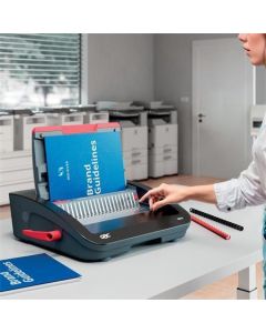 Vazač "CombBind CB25E", vazba plastovým hřbetem, elektrický, 390 listů, GBC 4410064