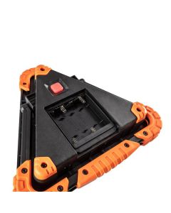 Přenosný trojúhelnikový LED reflektor z plast-nylon, 99-076, 10W, 4xAA, 3 režimy svícení, NEO TOOLS