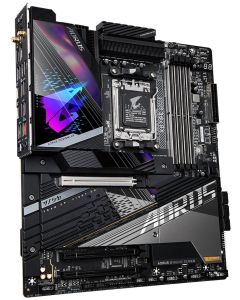 GIGABYTE X670E AORUS XTREME / AMD X670 / AM5 / 4x DDR5 DIMM / 4x M.2 / HDMI / DP / 2x USB-C / WiFi / EATX